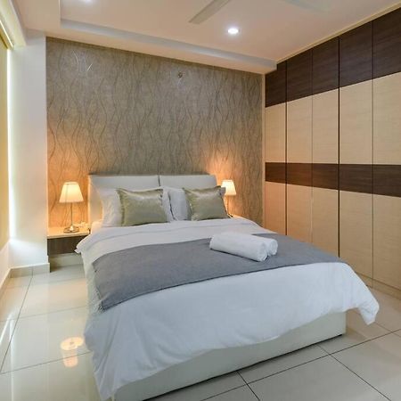 2R1B/Seaview Tropical /1~8Pax/Gurney Mansion One Apartment George Town Exterior photo