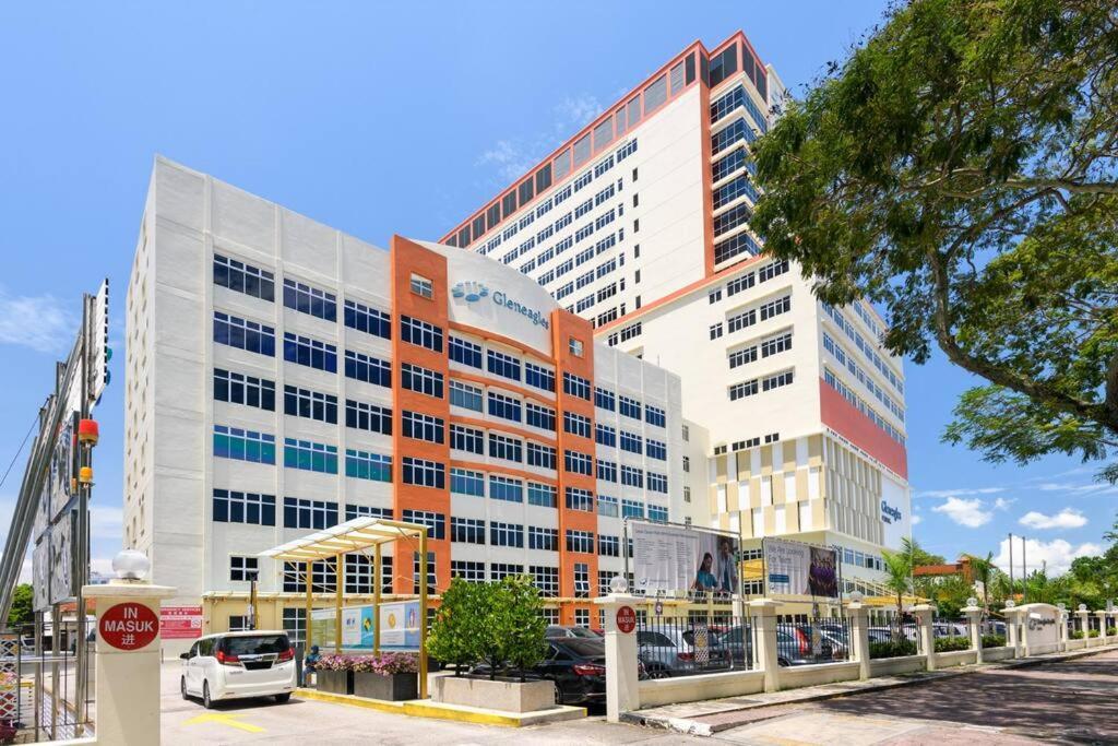 2R1B/Seaview Tropical /1~8Pax/Gurney Mansion One Apartment George Town Exterior photo